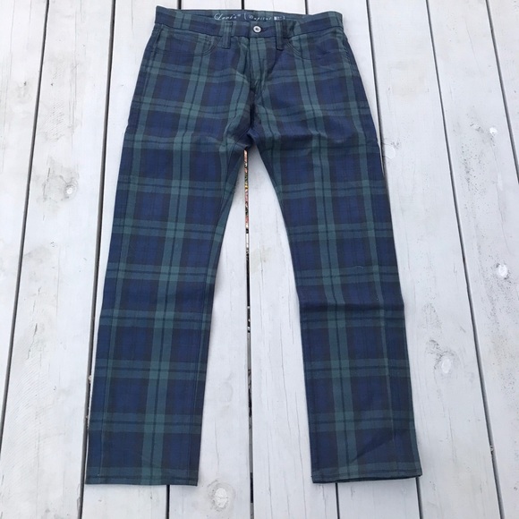 levi's plaid jeans